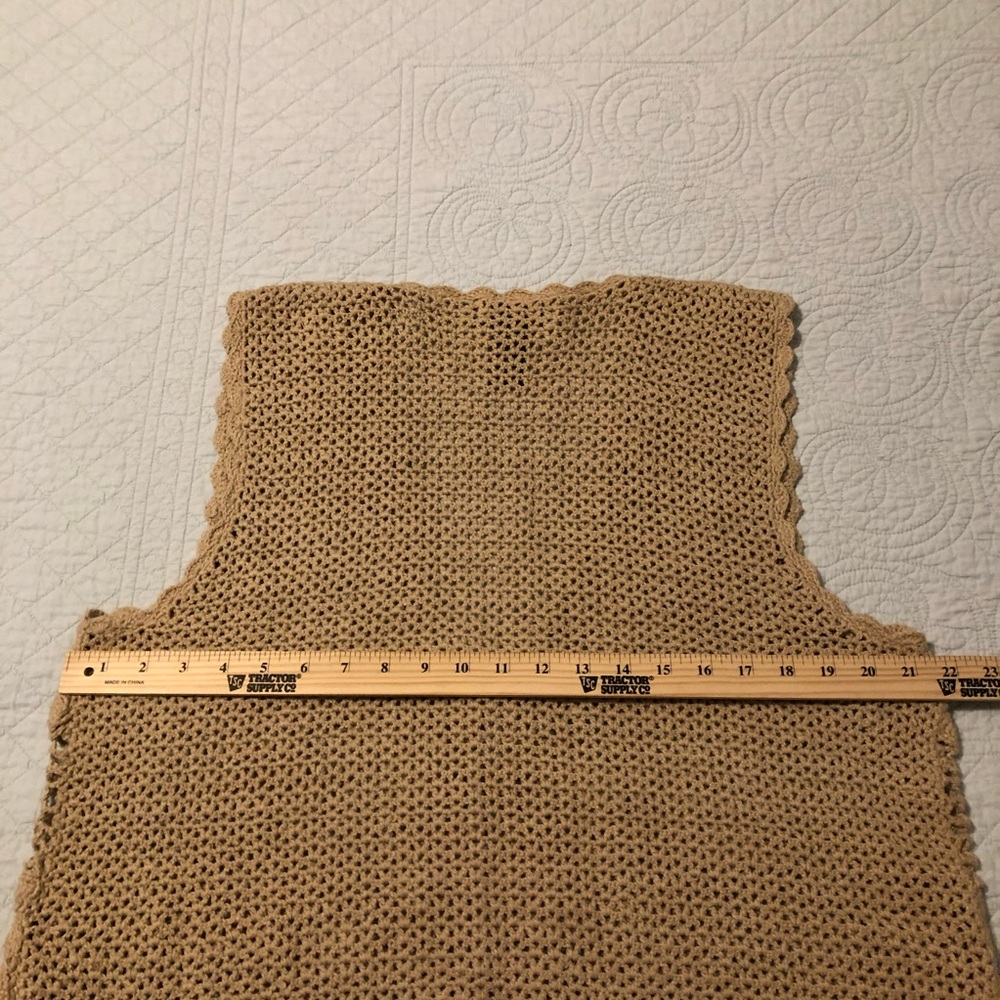 Vintage crochet vest. Hand knit. Size large. - Picture 4 of 6